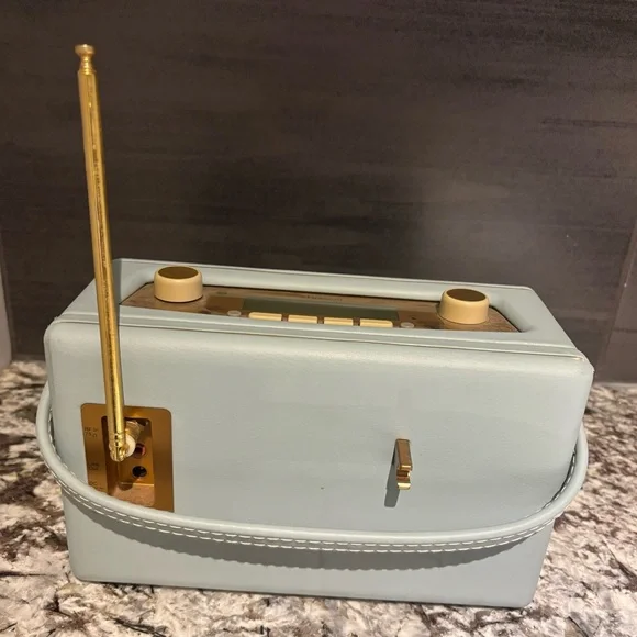 Roberts R300 Radio - Picture 6 of 8